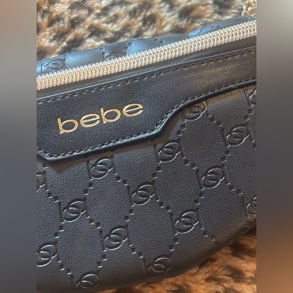 Bebe Belt Bag NWT - Picture 2 of 3
